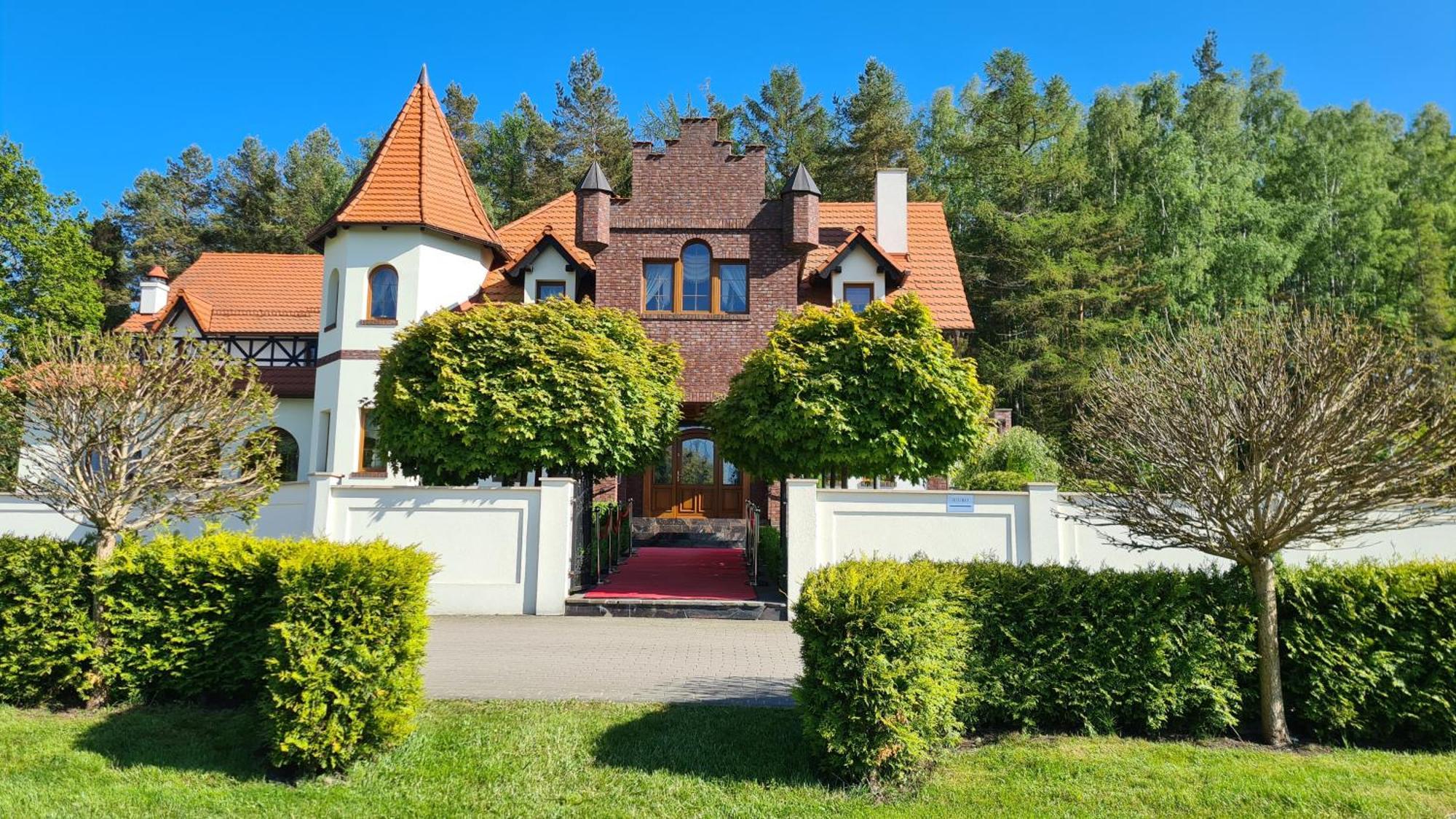 Krysztalowy Dworek Hotel Zbychowo Exterior photo